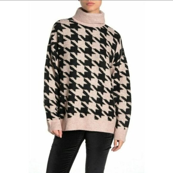 Vince Camuto Cozy Houndstooth Turtleneck Sweater‎ - Picture 1 of 7